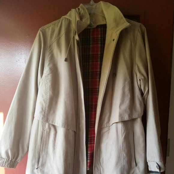 NWT Beige Overcoat Size 16W - Picture 1 of 6